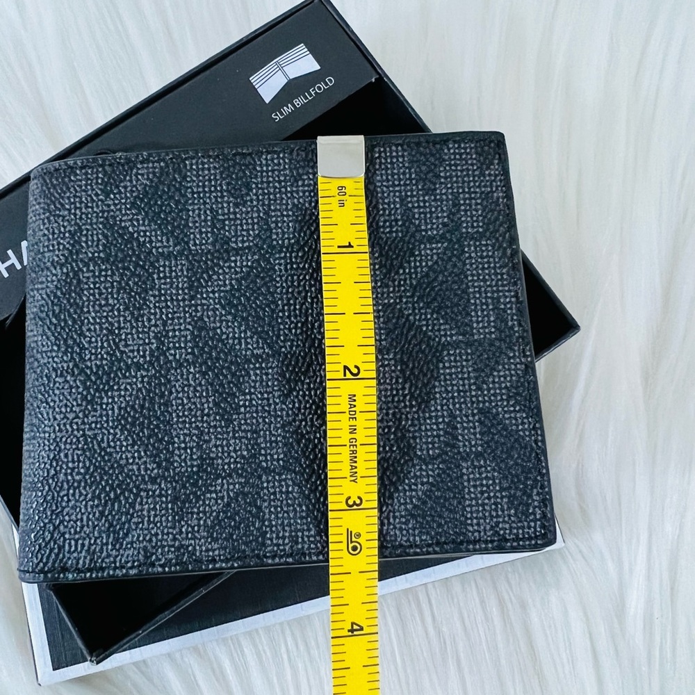 Michael Kors Jet Set Men’s Slim Billfold Wallet - Picture 13 of 14